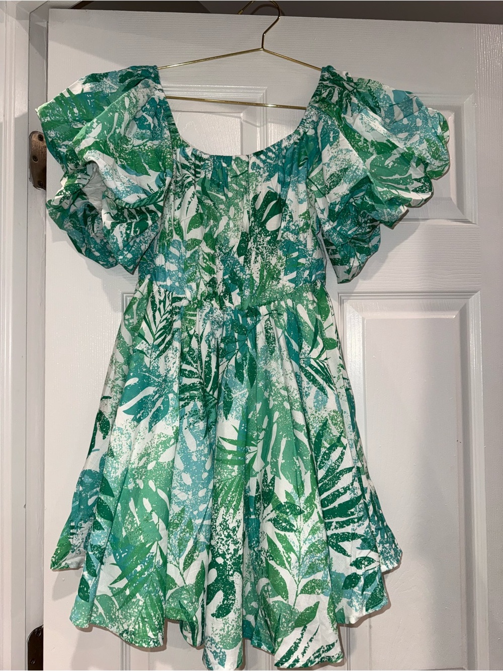 Aleeza Paris women’s mint jungle summery dress ✨